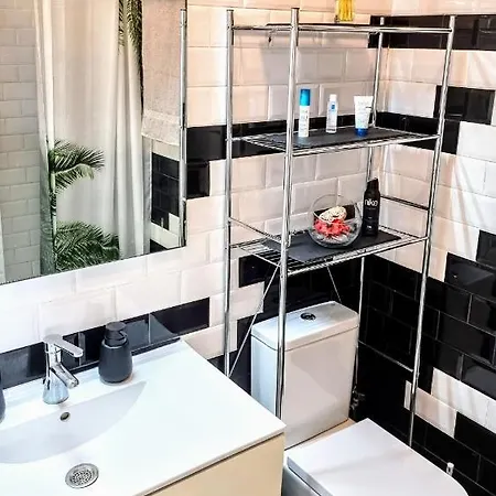 Stunning Studio With A Sea View And Pool, Paraiso Del Sur 1309 Будинок відпочинку Адехе